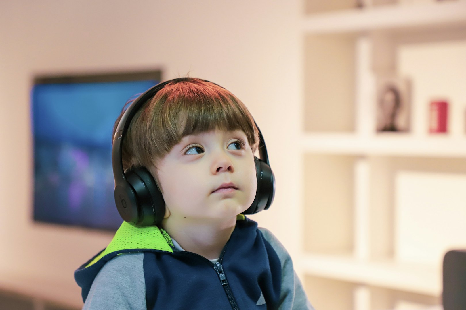 Kids listening to music